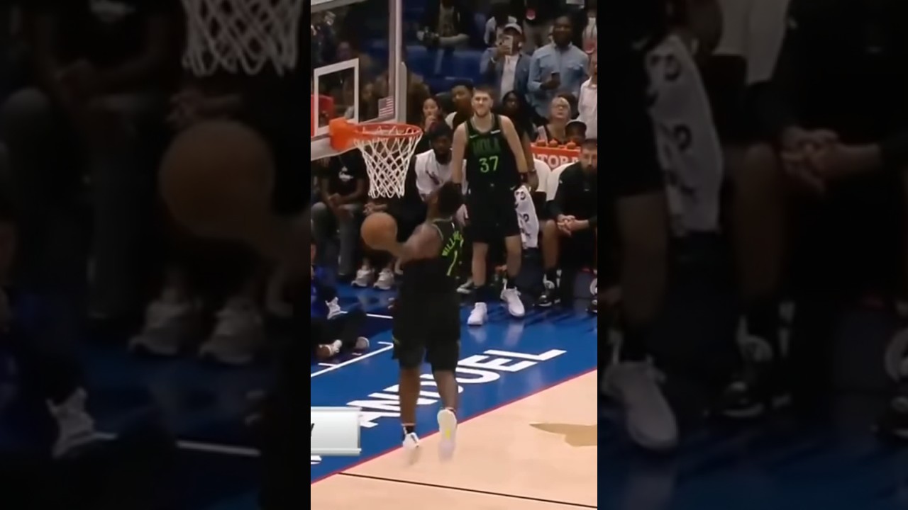 Zion Williamson&rsquo;s insane windmill Dunk of a Vertical #nba #pelicans