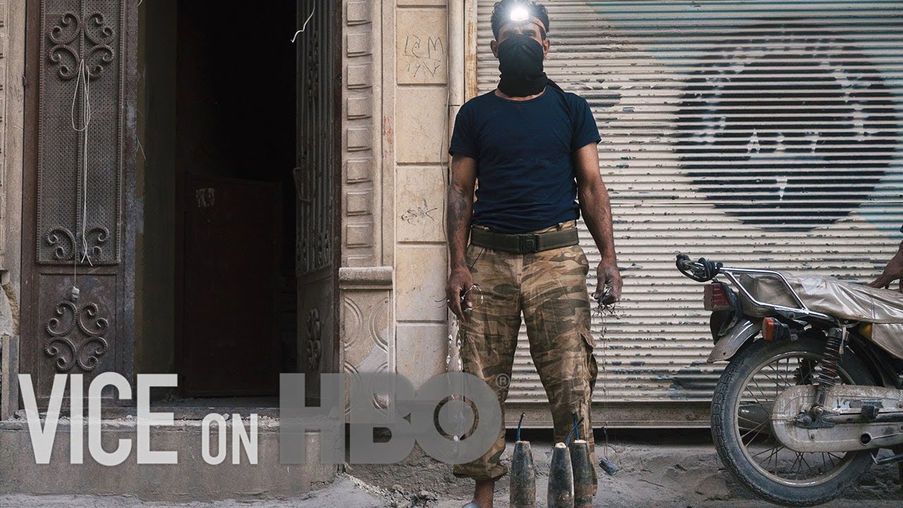 Raqqa Is &lsquo;Uninhabitable&rsquo; After The Fall of ISIS | VICE on HBO