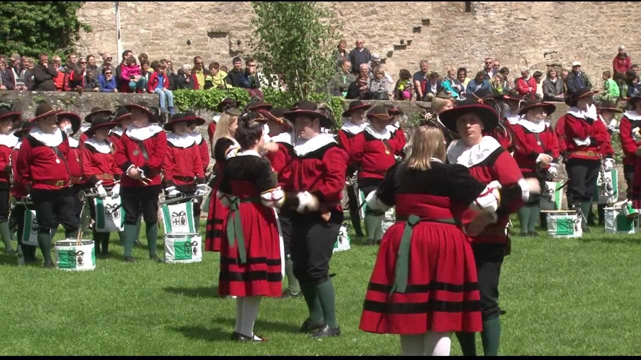 Trampeleswalzer des Großen Siedershofes beim Kuchen- u. Brunnenfest in Schwäbisch Hall