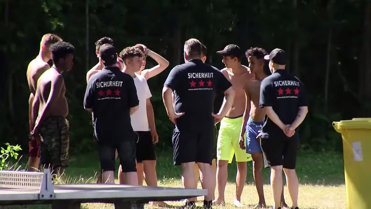 BRENNPUNKT FREIBAD: 