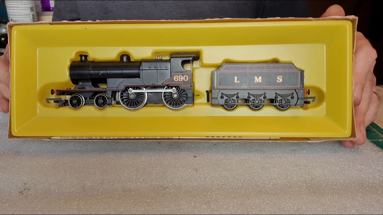 Old Hornby R450 LMS 2P 4-4-0 Non Running Loco Lives Again
