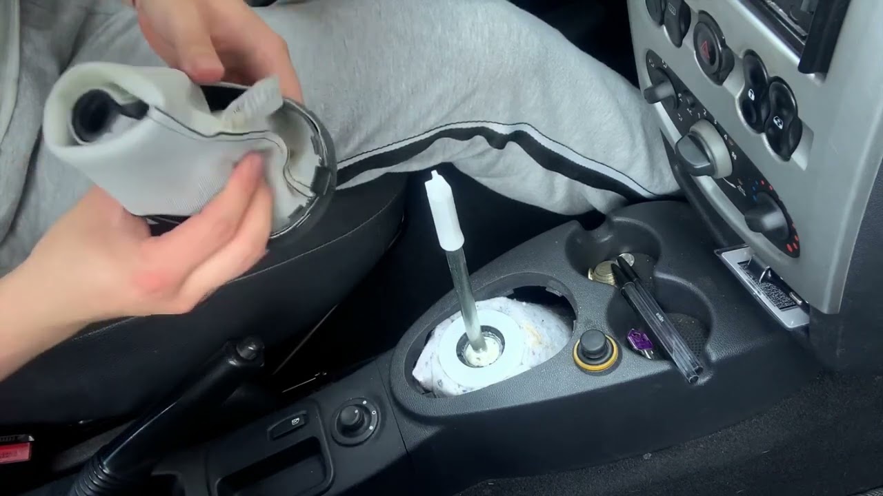 Cambio de pera o pomo palanca de cambios Renault, Sandero, Logan, Duster, cámbialo tu, yo lo reparo