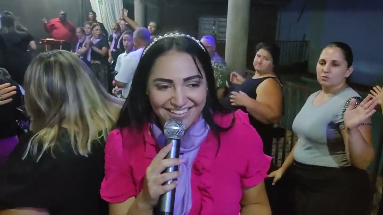 Pra Jhulia Mendonça entrega tudo o que Deus manda em Birigui São Paulo.