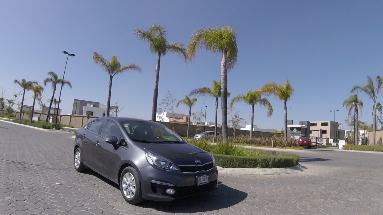 Kia Rio Sedan 2017 Interior a Detalle