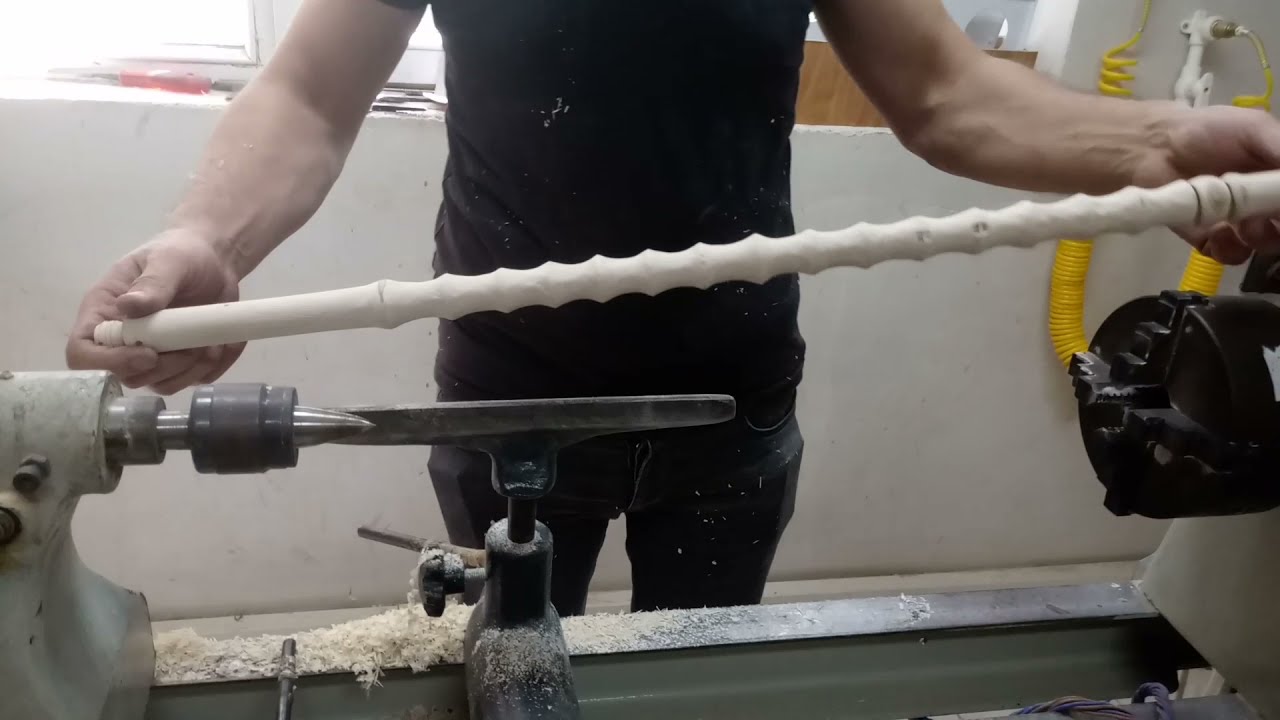 Tornada kızılcık ağacından baston yapımı