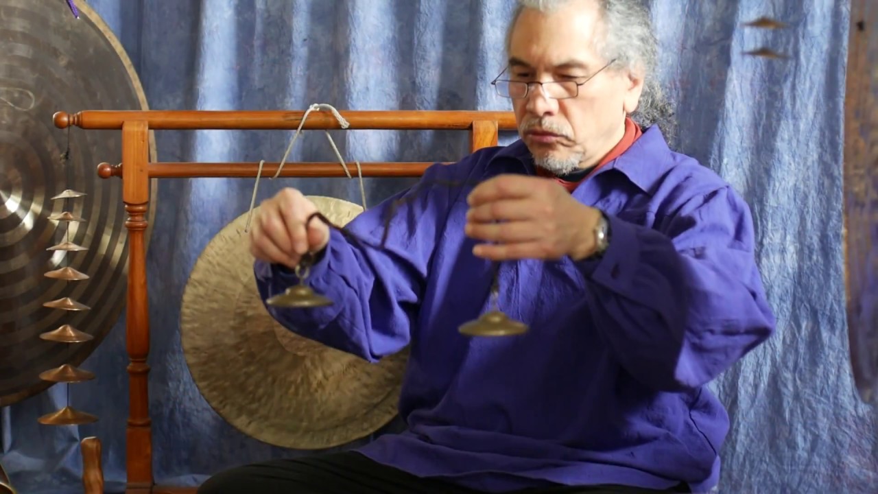 Smoky Quartz 15 min. meditation w/Tibetan Bowls/Tingsha/Gongs