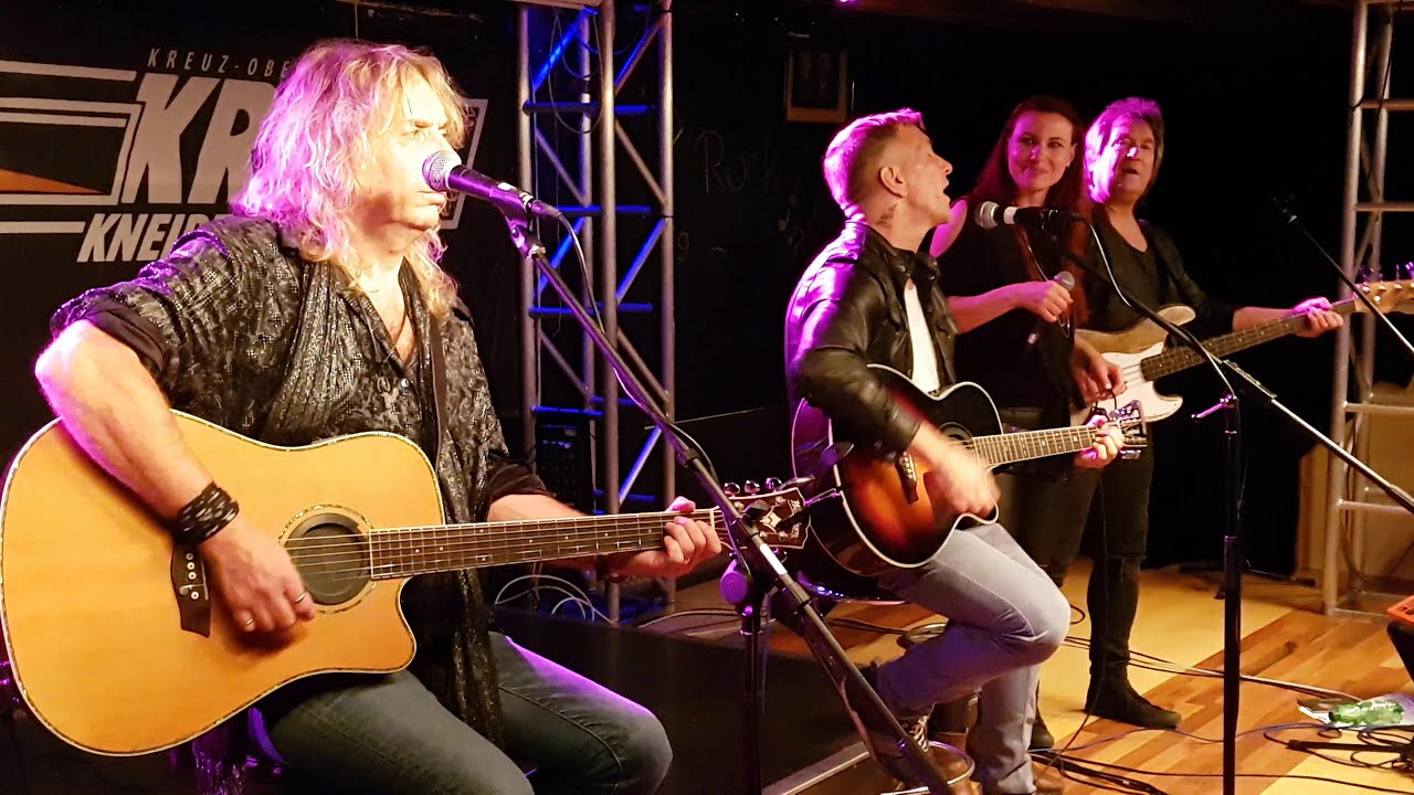 SPIRIT OF SMOKIE feat. Dean Barton live & acoustic Stumblin' In @ Kreuz Obermarchtal 04/10/2019
