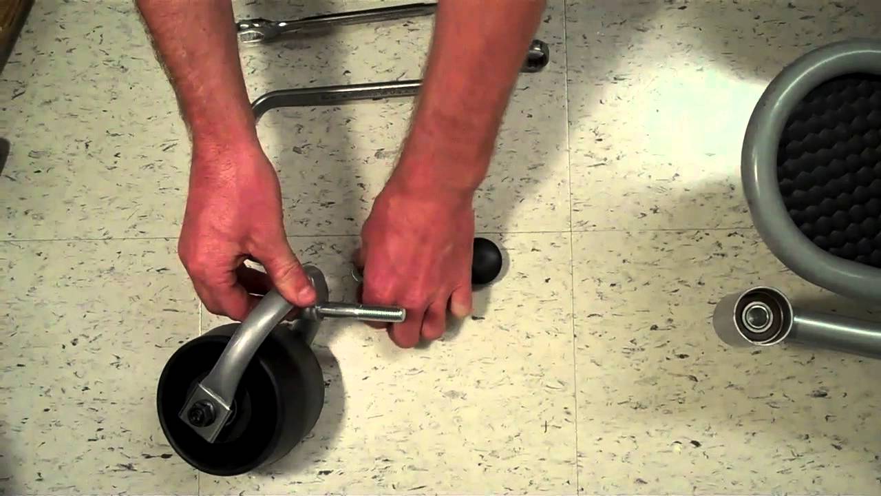 Attaching the Caster Assembly (RoughRider)