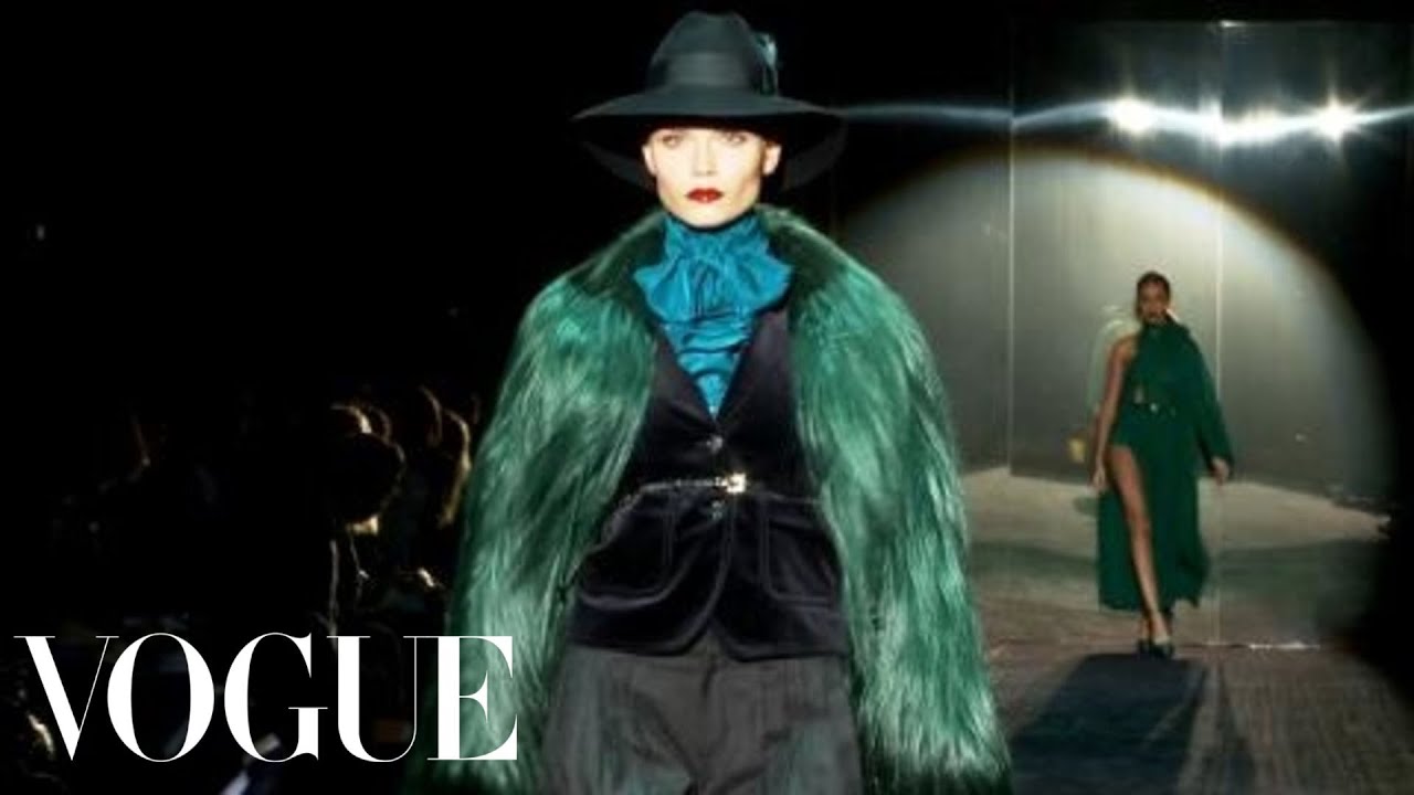 Fashion Show - Gucci: Fall 2011 Ready-to-Wear