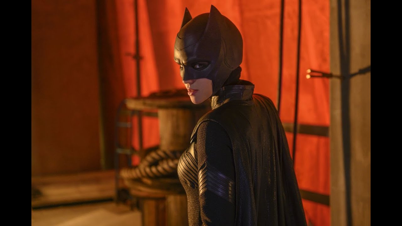 Batwoman (Kate Kane) scenes #1