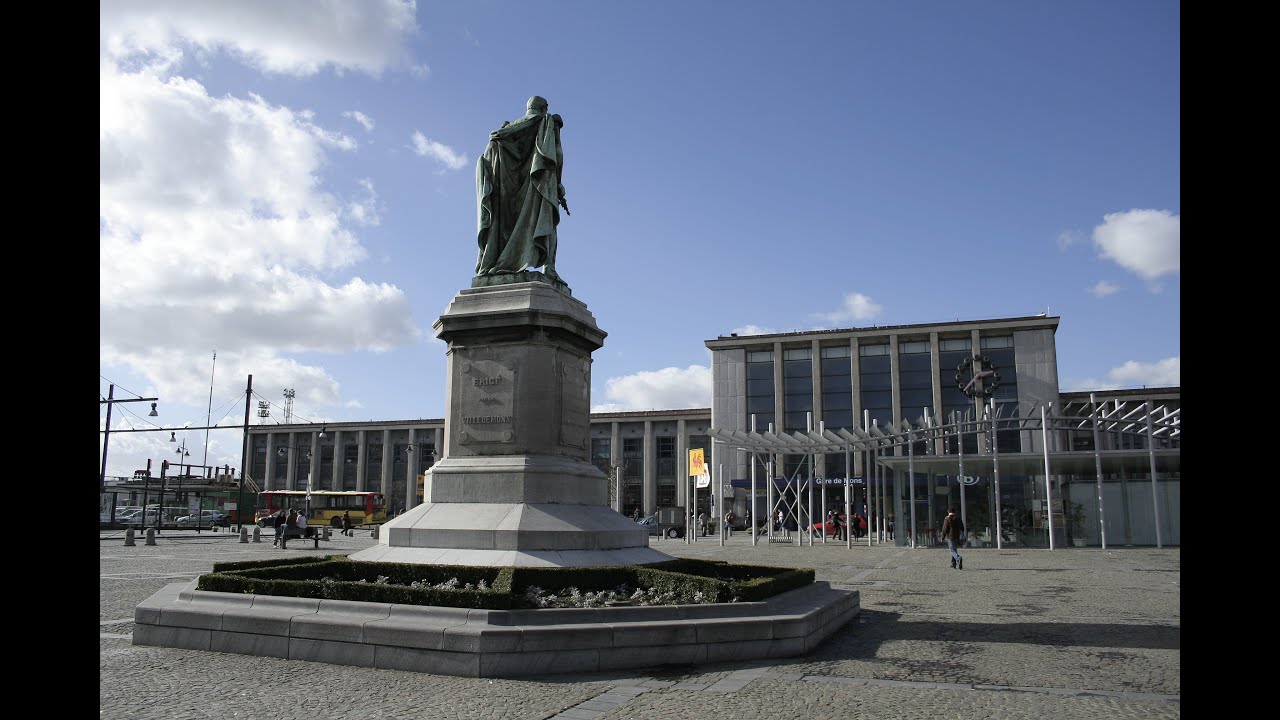 Dernier jour d'ouverture de l'ancienne gare de Mons ( 24 Mars 2013 ) Avant démolition