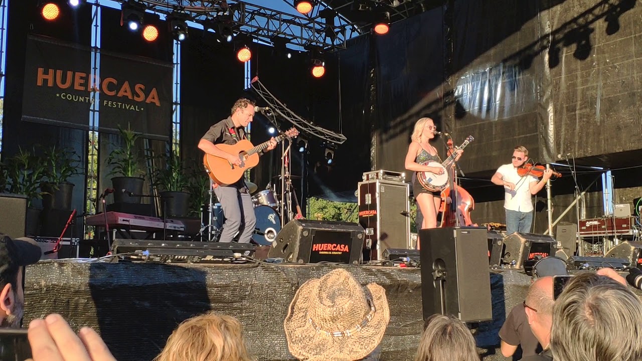 Ashley Campbell - La Chica de Ayer