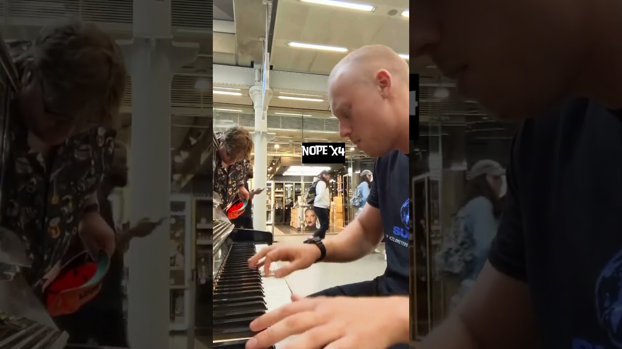 I played Giant Steps in public, who will notice? 👀 #jazz