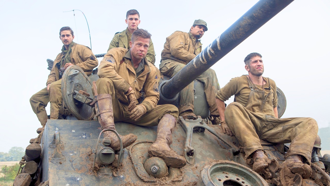 Five Soldiers Were Trapped in a Broken Tank Surrounded by Hundreds of Enemies