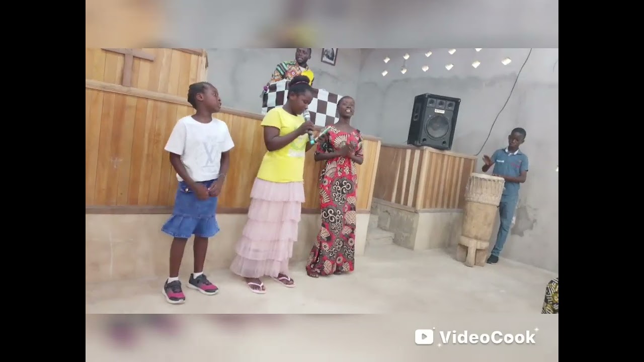 Soeur colombe adoration 