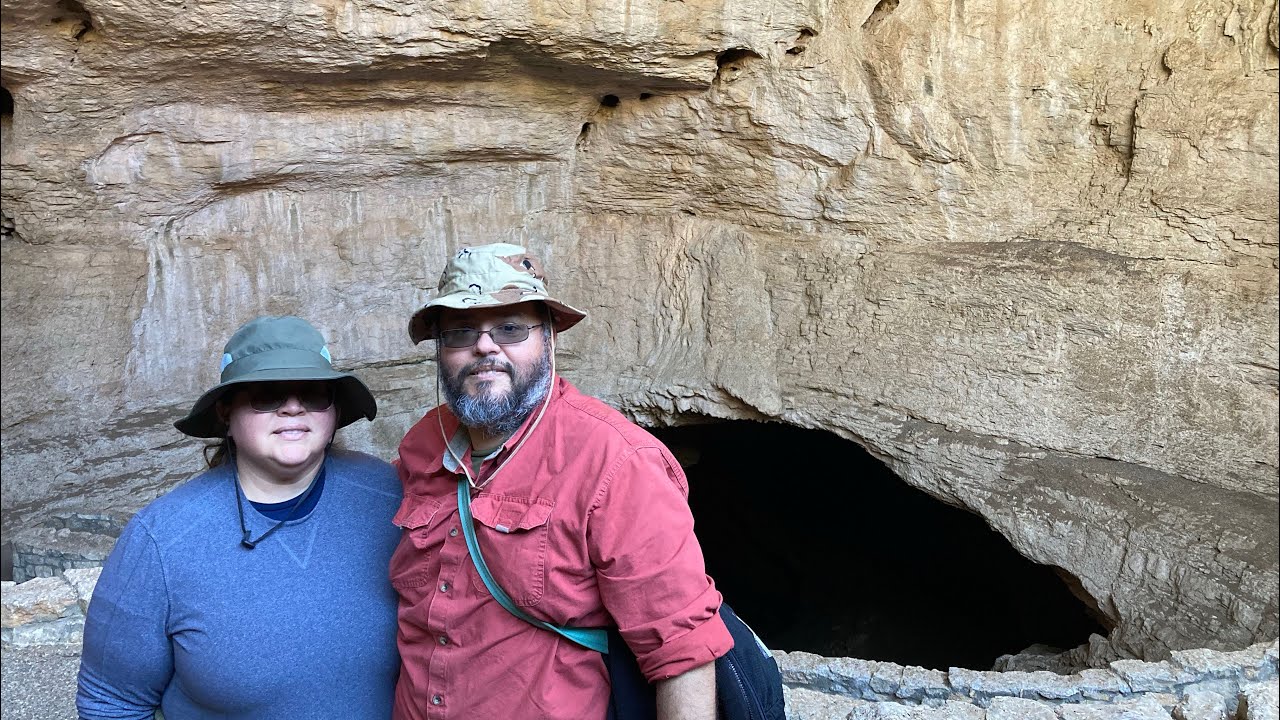 Underground Hiking Trail: Carlsbad Caverns National Park