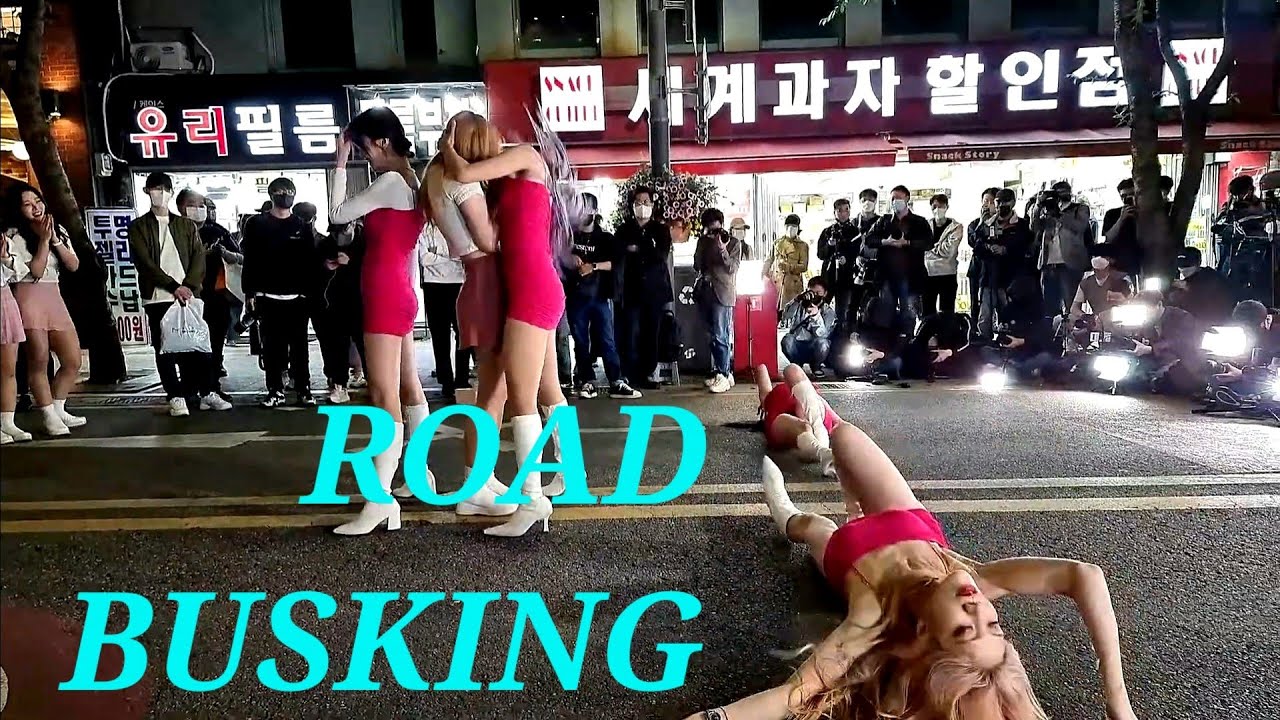 BABYS WITH LADY B. SINCHON ROAD BUSKING. GIRLGROUP STYLE FASCINATING PERFORMANCE.