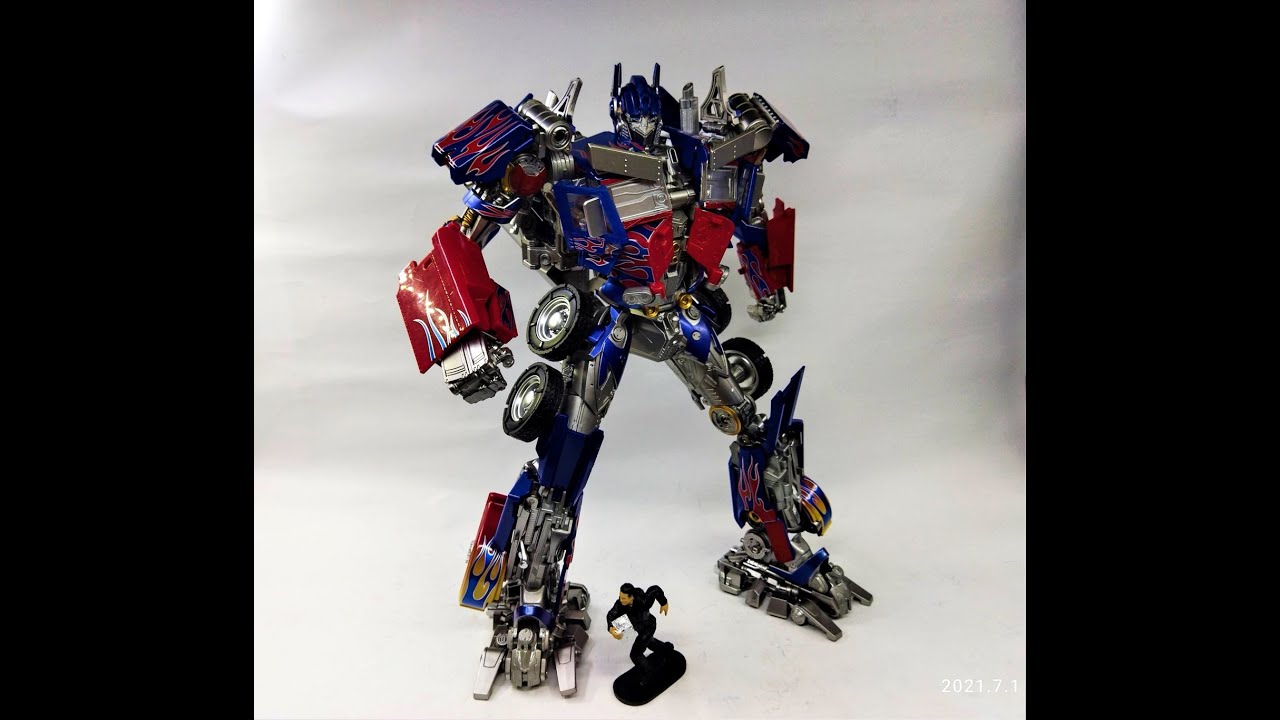 RE: BMB LS03 / Knight of Light (oversized MPM 04 Optimus Prime)