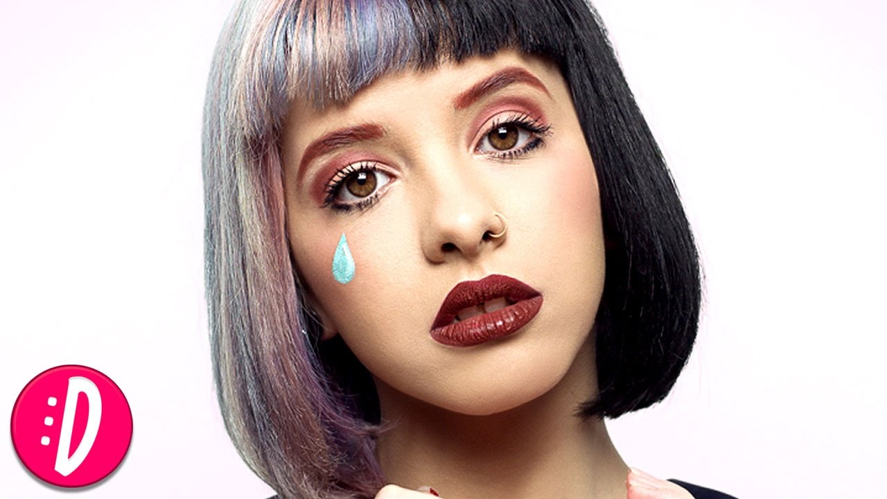 12 Hottest Melanie Martinez Hair Styles
