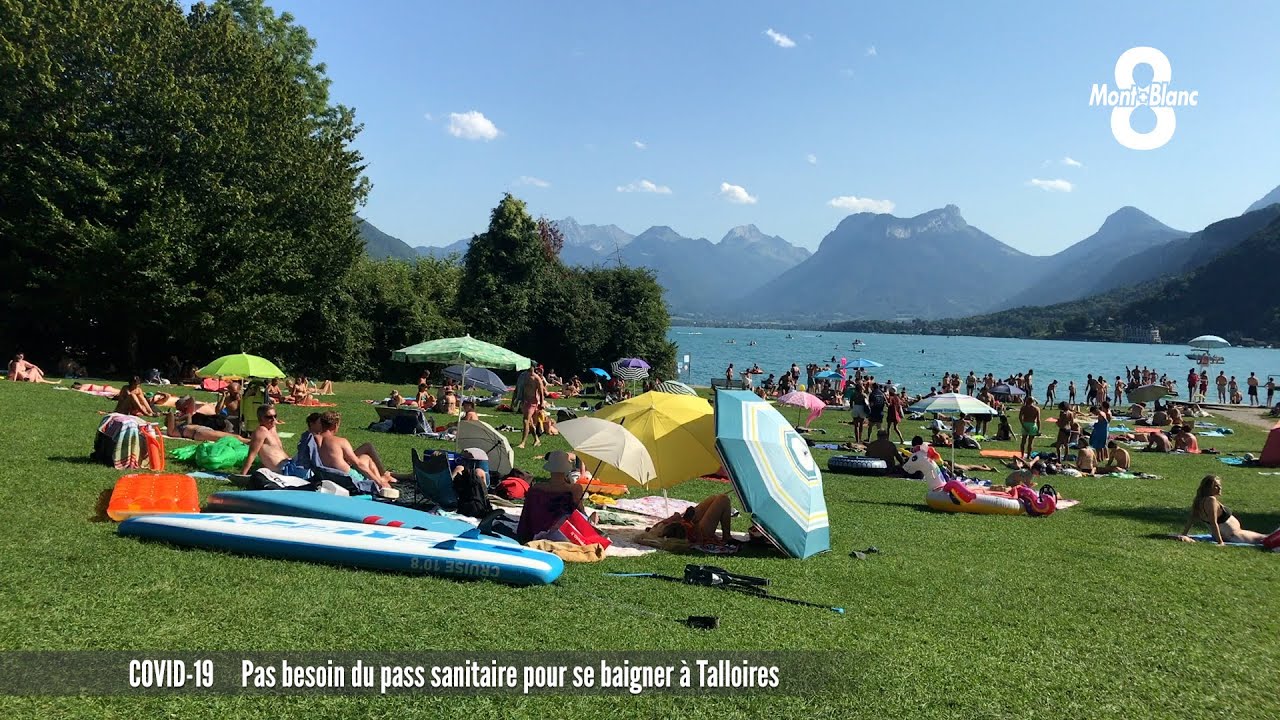 La plage de Talloires se passe du pass.