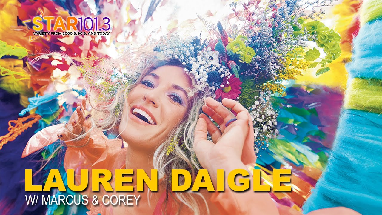 Lauren Daigle Performs 