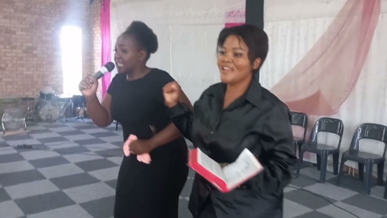 Live Perfomence of Mmatsela Monyane