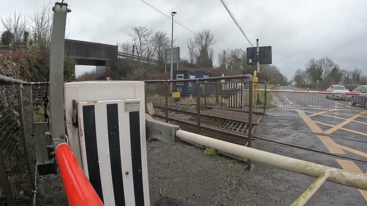 Kiltartan level crossing (Galway)