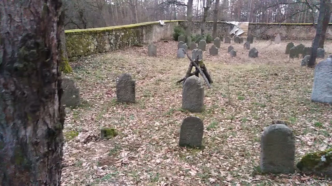 Židovský hřbitov ✡️Kamýk nad Vltavou natočeno 10.9 2023 🚴🇨🇿