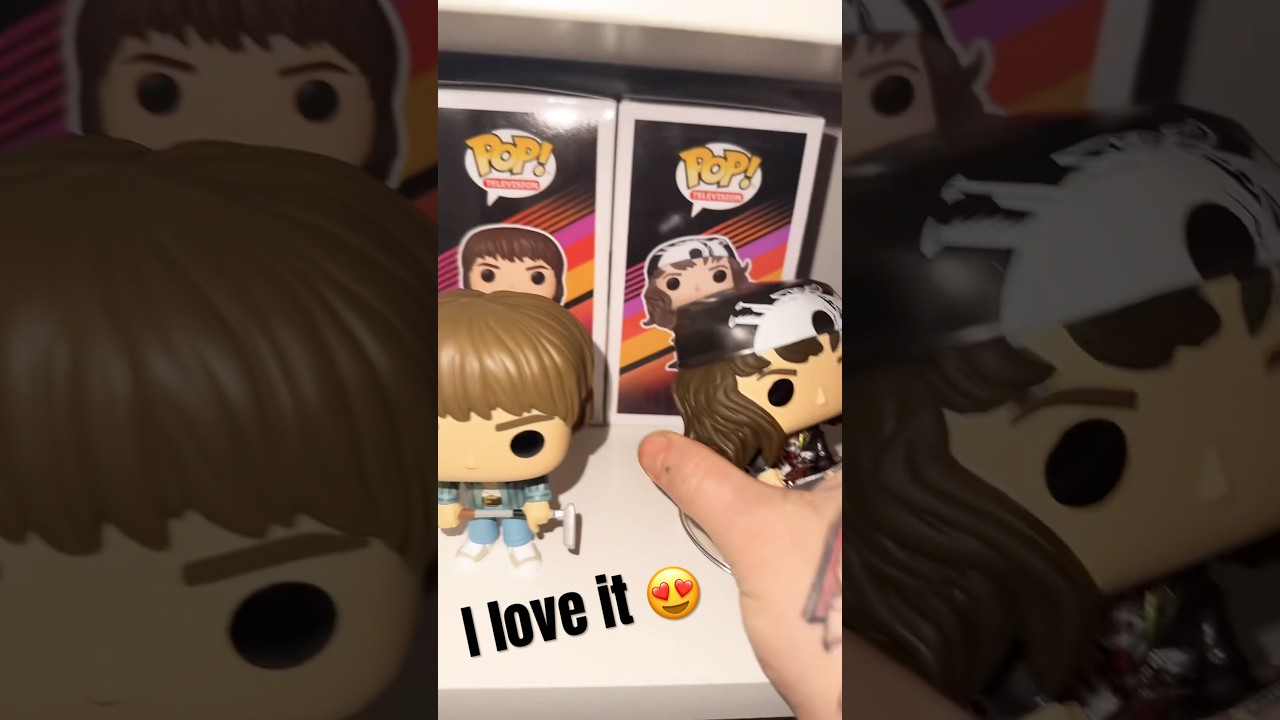 Organizing My Stranger Things Funko Pop Collection Shelf Setup❤️&zwj;🩹 #strangerthings #netflix #funko