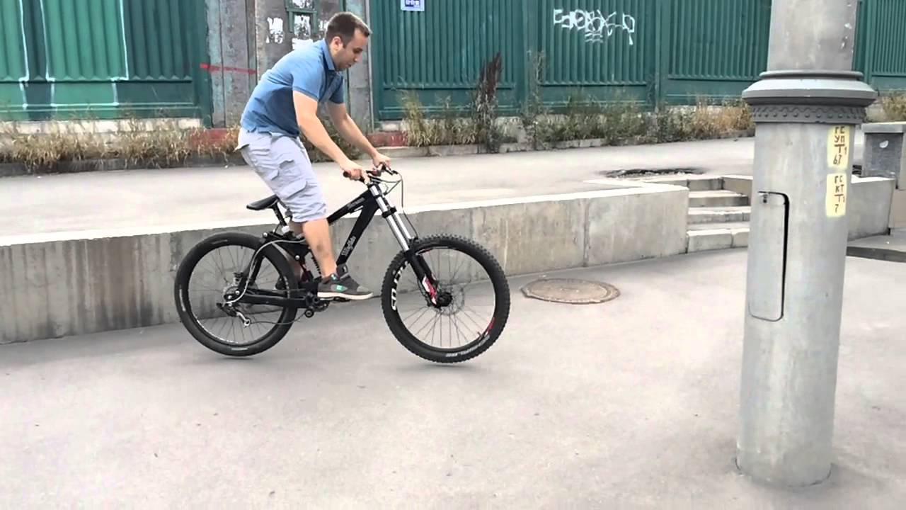 Banshee Scream, Rock Shox Domain 200mm