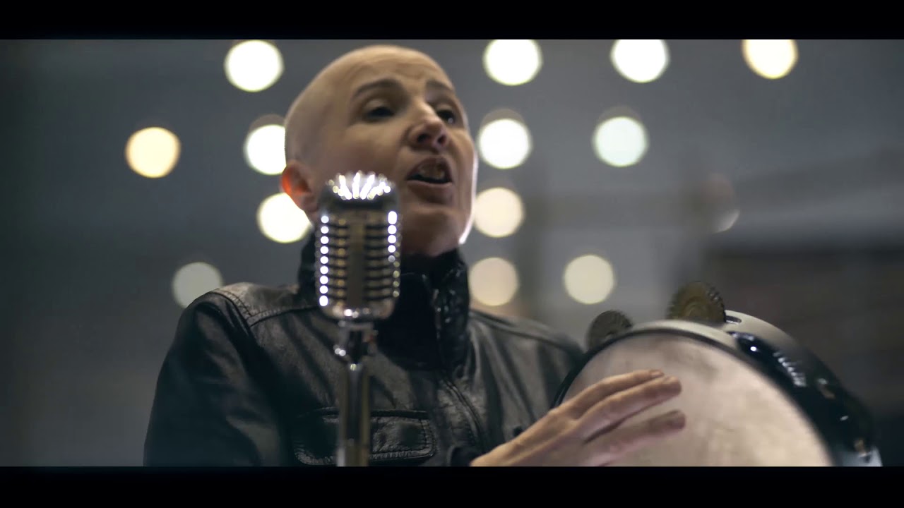 MERCEDES PEON - DEIXAAS (clip oficial)