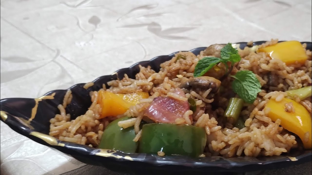 Guarantee hai baar bar banaenge | Mushroom fried rice #live #cooking @Sushmita_Mukherjee-rn6vx 