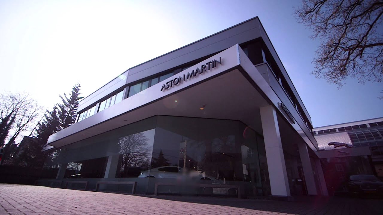 Welcome at exclusive car dealer Kroymans