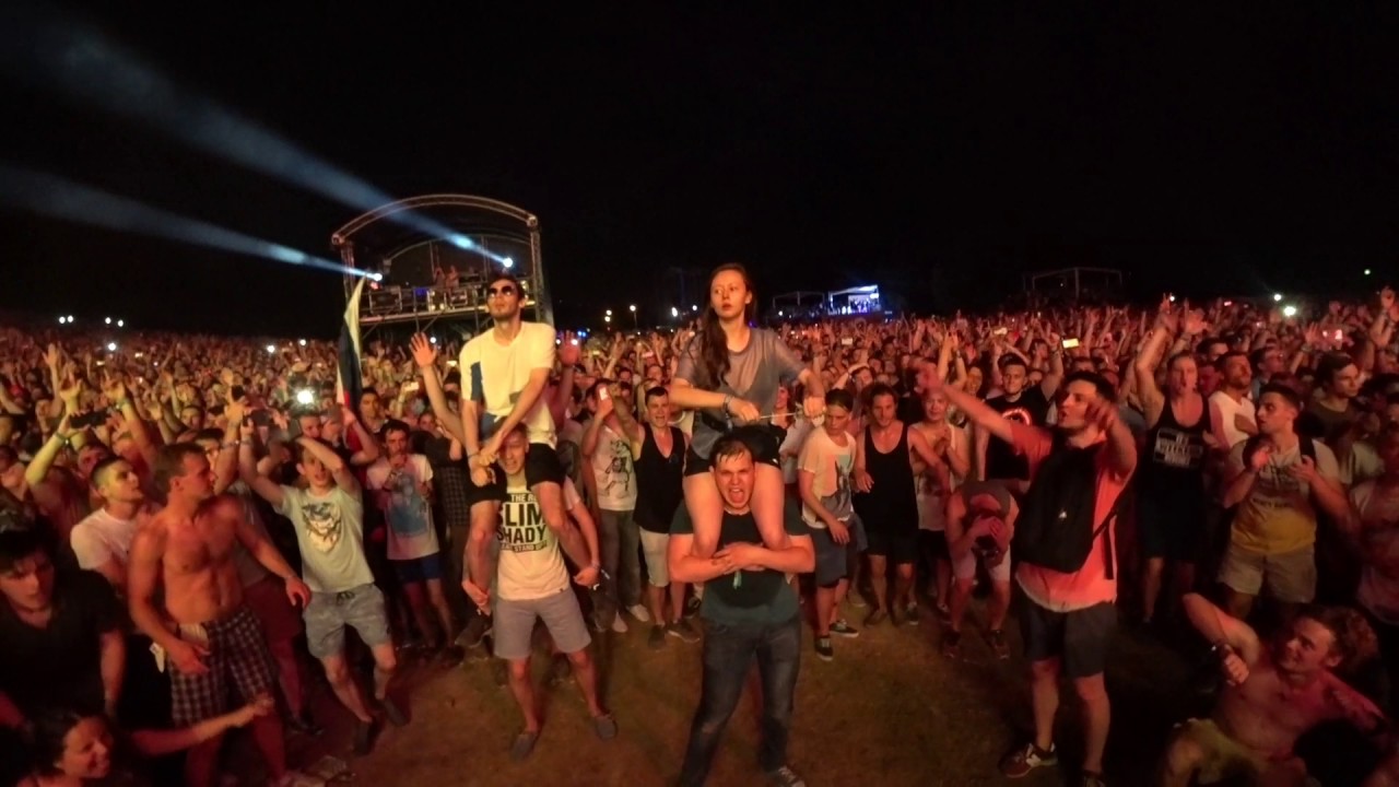 Kasabian- Fire. Live in Moscow, Russia. Пикник Афиши. Fanzone video. 29.07.2017