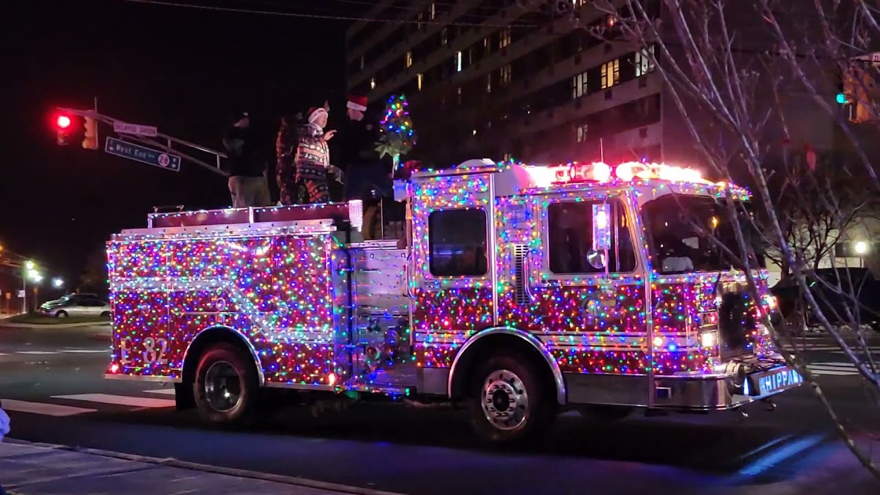 Angle 2 2021 Somerville Nj Fire Department Holiday Light Parade