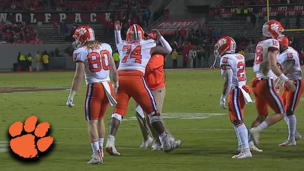 Clemson Offensive Tackle John Simpson Scores A Rushing Touchdown