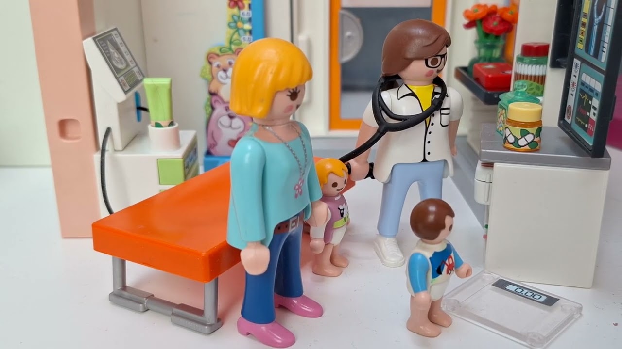 Visite chez le Pédiatre- Video Playmobil en Français