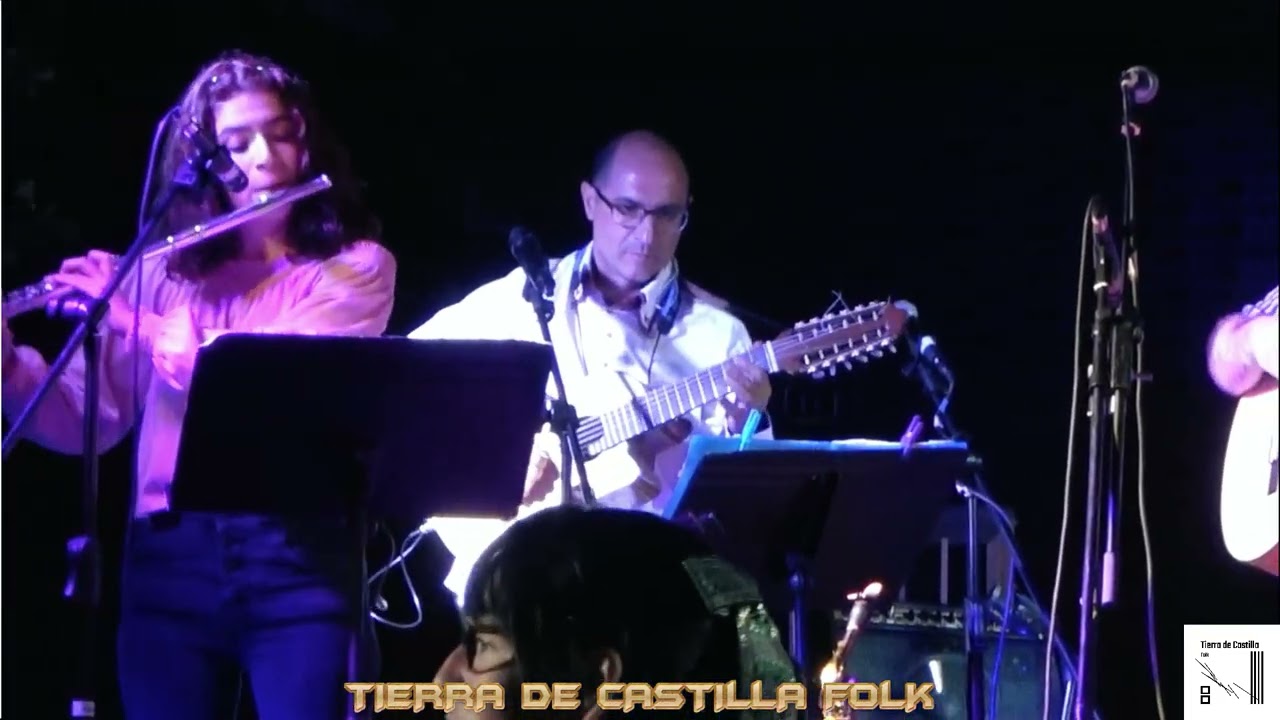 Y la m&uacute;sica tradicional contin&uacute;a... Rebolada: 