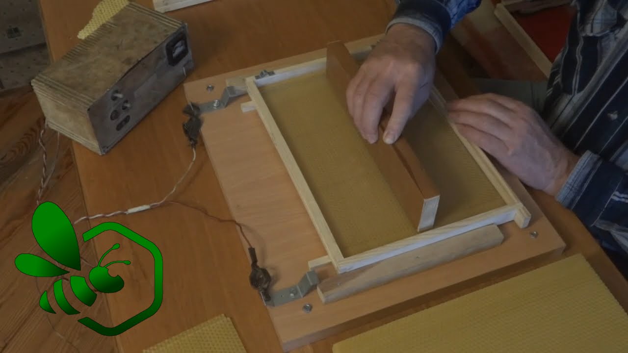 Pasieka Początkującego Pszczelarza - #05 Wtapianie węzy