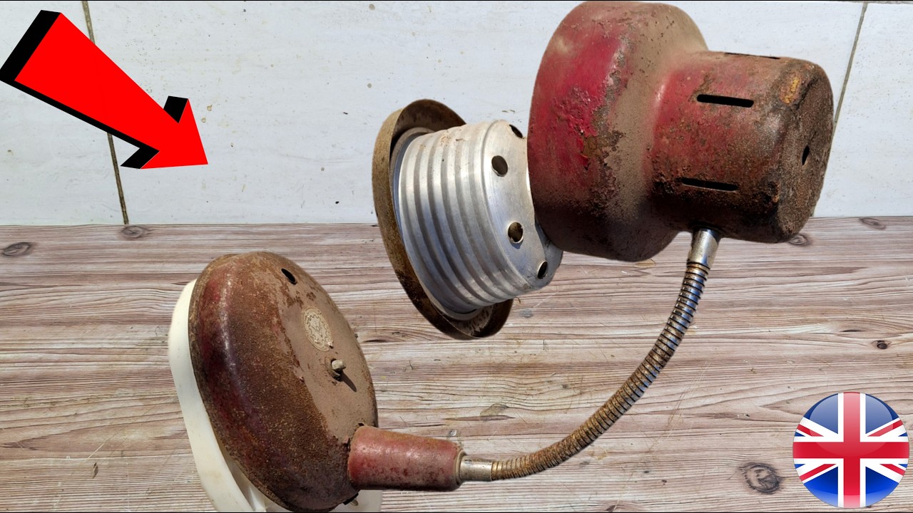 Restoring a Rusty 1940s British Desk Lamp