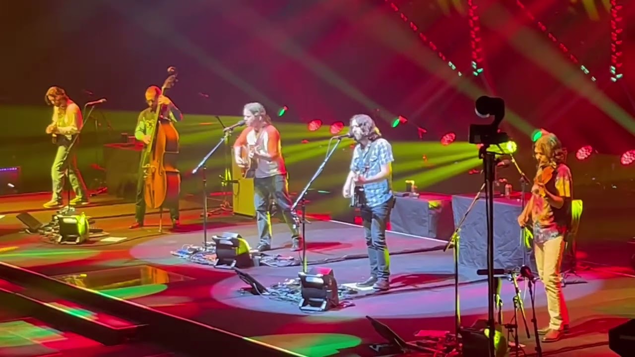 Billy Strings “Red Daisy” 08/23/25 Eugene, Oregon @billystrings 