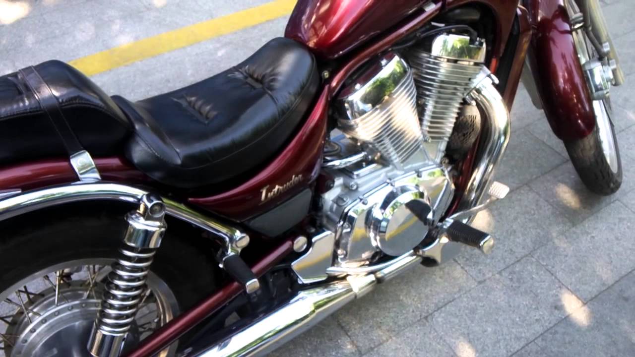 Suzuki Intruder 400 cm3 - Part 1