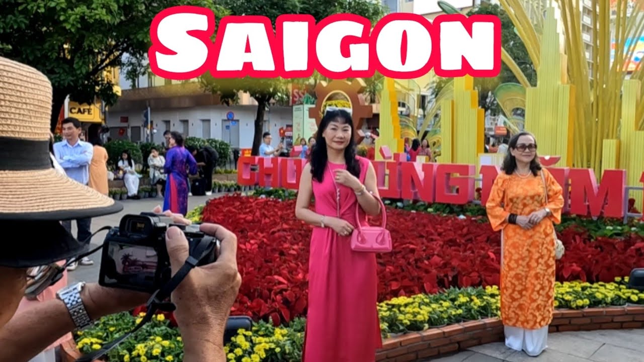 Saigon, District 1, chúc mừng năm mới 2/16/26