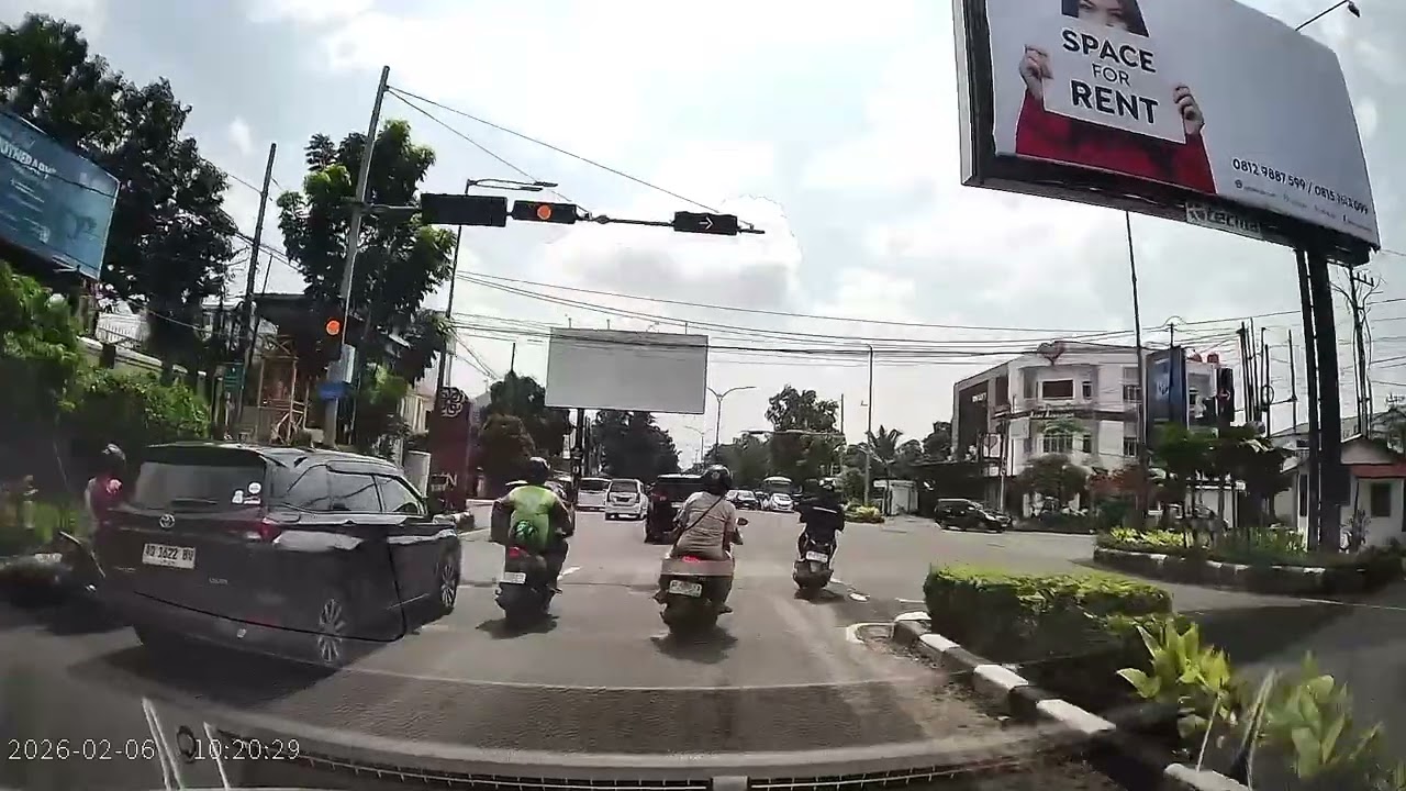 POV Driving Indonesia | Surakarta | SSB Hj. Hesti Widodo Jl. Adi Sucipto - Terminal Tirtonadi
