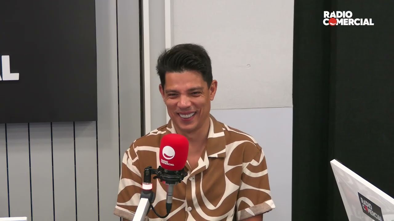 Rádio Comercial | Puxando forte num primeiro date - O Homem Que Mordeu o Cão
