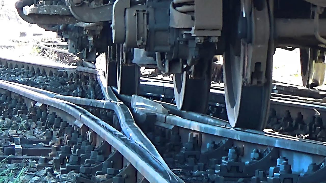 Strong Rail Action ⚙🔥💨🎬🚂Heavy rail sound-Joints-Switches-Old Tracks 🚂💖