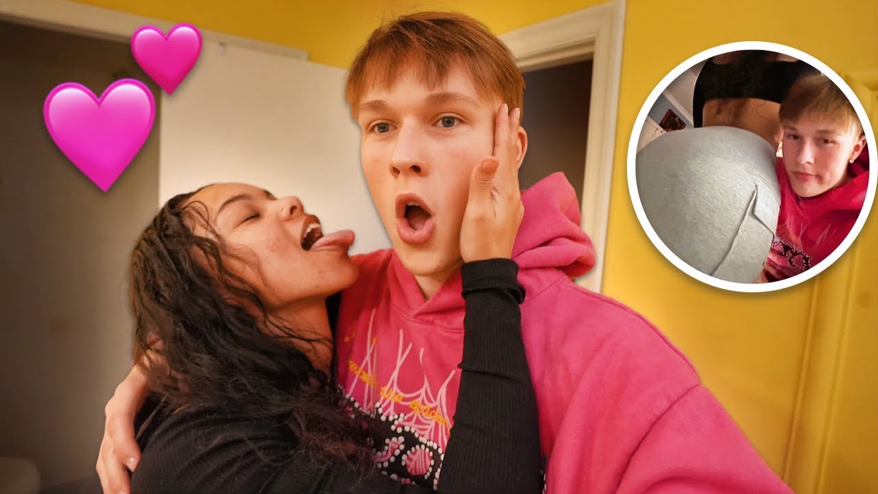 My Bestfriend Asked Me to Be Her BOYFRIEND **WE KISSED** | Vlogmas Day 8 🎄
