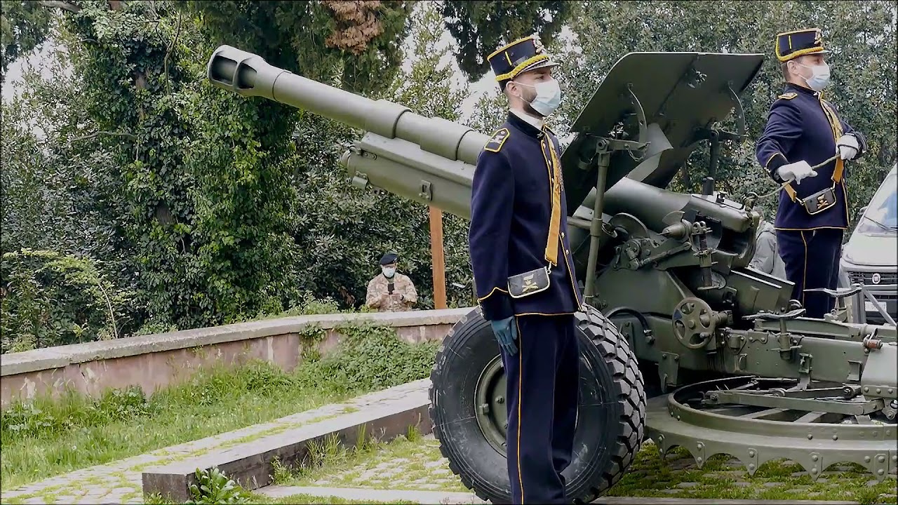 Dal Cannone del Gianicolo  a Mezzogiorno;  5,4,3,2,1 per santa Barbara, fuoco! by manortiz