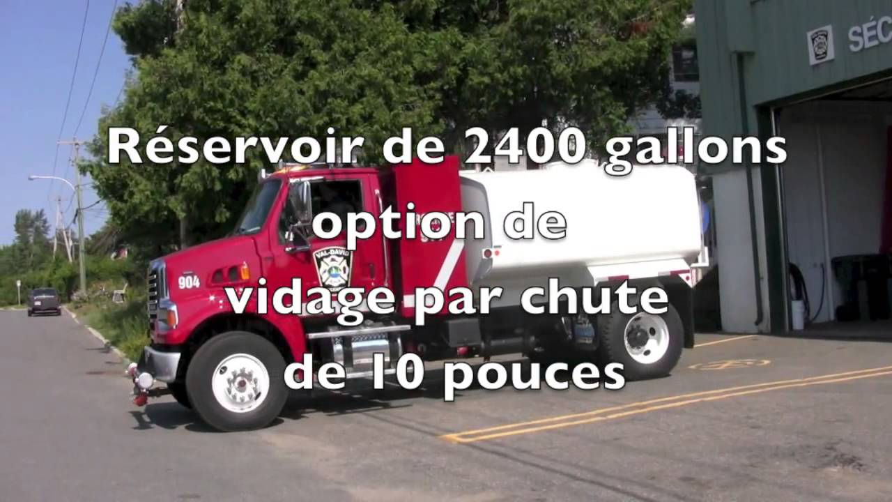 Camion arroseur Camions A & R Dubois Inc