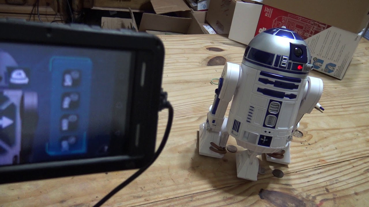 Test Star Wars R2-D2 Smart Robot Bluetooth